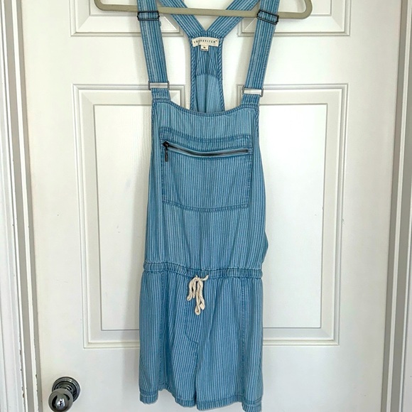 Lovestitch Romper in Chambray Cotton with Adjustable Straps - Picture 2 of 5